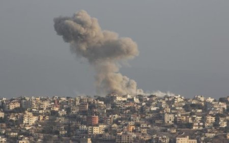 İsrail "Hizbullah" hədəflərinə zərbələr endirdi - VİDEO