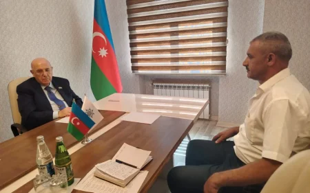 Əhliman Əmiraslanov Sabirabadda seçiciləri ilə görüşdü