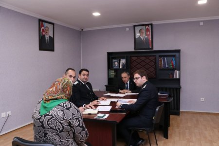 Baş prokuror Ağdamda vətəndaşları qəbul etdi