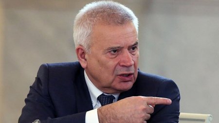Bu ölkə Vahid Ələkbərova sanksiya tətbiq etdi