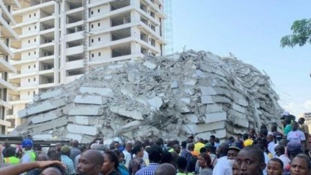 Nigeriyada bina çökdü: Ölənlər var