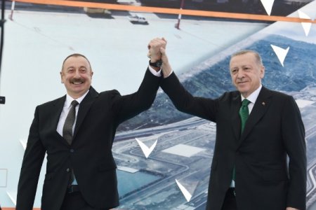 Prezident Rize-Artvin Hava Limanının açılışında