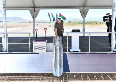 Horadiz-Ağbənd dəmir yolu xəttinin Soltanlı stansiyasının təməli qoyulub -