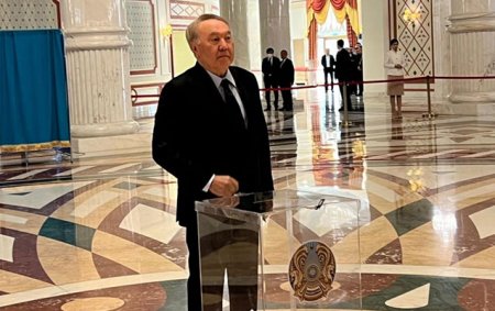 Nazarbayev və Tokayev səs verdilər