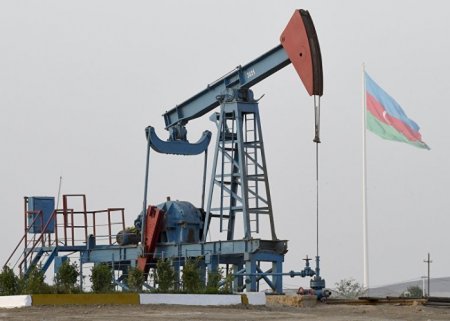 Azərbaycan nefti 129 dollardan satılır