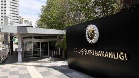 Türkiyə 20 nəfərin öldüyü terroru qınadı