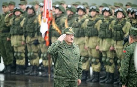 Putin təzyiq göstərsə də, Lukaşenko müharibə istəmir