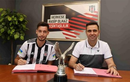 “Beşiktaş” yeni futbolçu transfer etdi