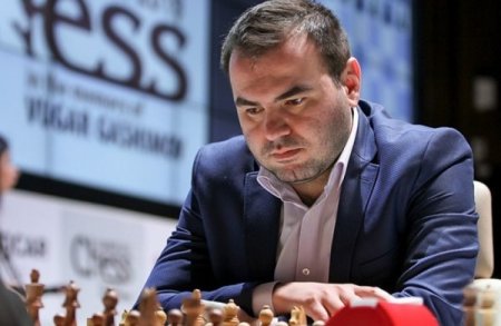 Məmmədyarov bir gündə 3 qələbə qazandı
