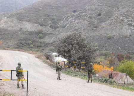 "Laçın yolu ilə silah-sursat və minaların daşınması yolverilməzdir"