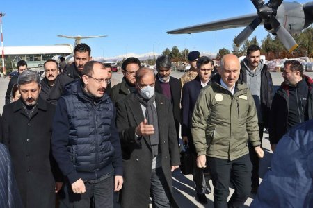 Şahbaz Şərif zəlzələ bölgəsində