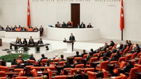 Türkiyə parlamenti Zəlzələ Araşdırma Komissiyası yaradacaq