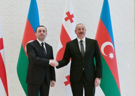 İlham Əliyev Qaribaşvili ilə Qəbələdə görüşdü