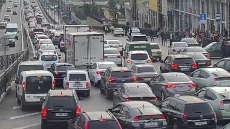 Bakıda sıxlıq müşahidə edilən yollar - SİYAHI