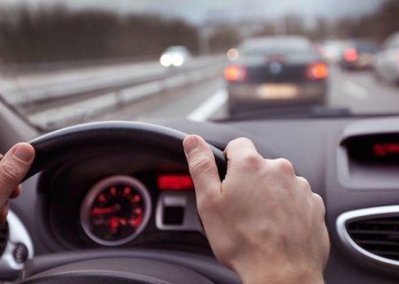 Narkotikin təsiri ilə maşın idarə edən şəxs həbs olundu