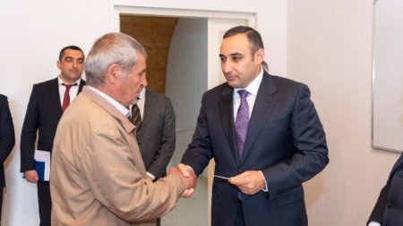 Nazir müavini Hacıqabulda vətəndaşları qəbul edib