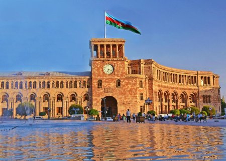 Azərbaycan millisi İrəvanı tərk edib