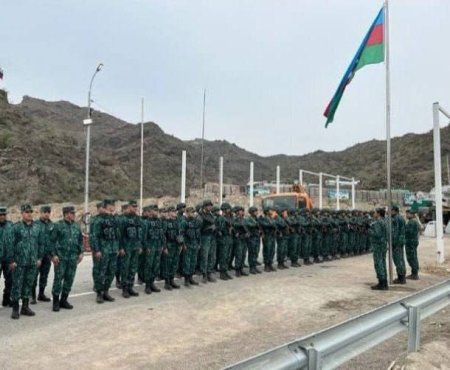 Ermənistanla sərhəddə bayrağımız qaldırıldı
