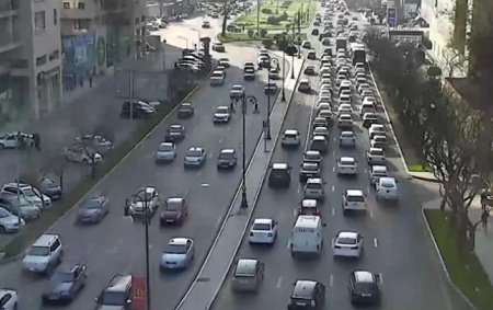 Bakının bu yollarında tıxac var - Siyahı