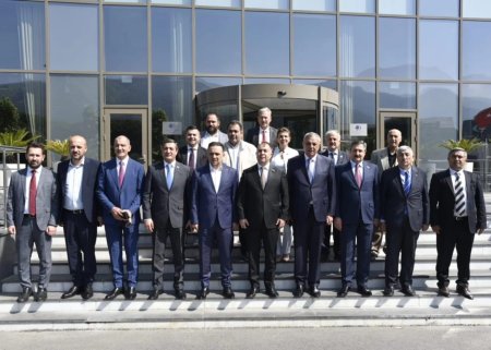 YAP-dan olan deputatlar Türkiyədə görüş keçirdi
