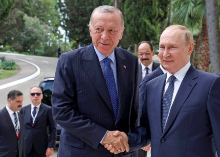 "Putin cəmi iki nəfərə hörmət edir, onlardan biri Ərdoğandır" - KQB zabiti