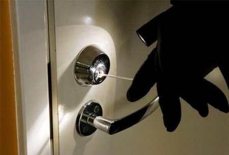 Bakıda 7080 manatlıq oğurluq