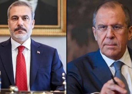 Hakan Fidan Lavrovla müzakirə APARDI