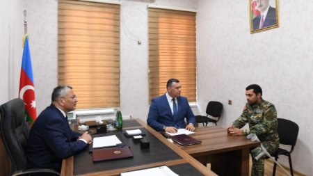 Rövşən Rzayev vətəndaşların növbəti qəbulunu keçirdi
