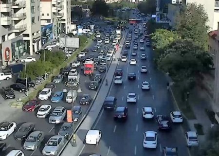 Bakıda sıxlıq olan yollar açıqlandı