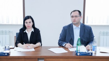 Məcnun Məmmədov Naxçıvanda vətəndaşları qəbul etdi