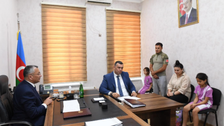 Rövşən Rzayev vətəndaşların növbəti qəbulunu keçirib