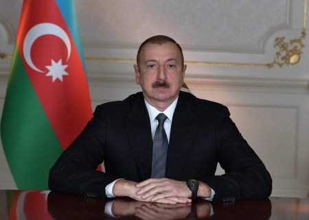 İlham Əliyev Uruqvay Prezidentini təbrik edib