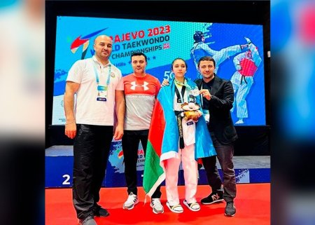Taekvondoçumuz dünya birinciliyində gümüş medal qazandı