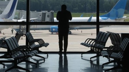 Moskvanın hava limanları müvəqqəti bağlandı