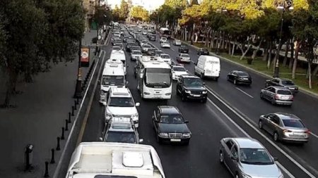 Bu yollarda sıxlıq var - SİYAHI