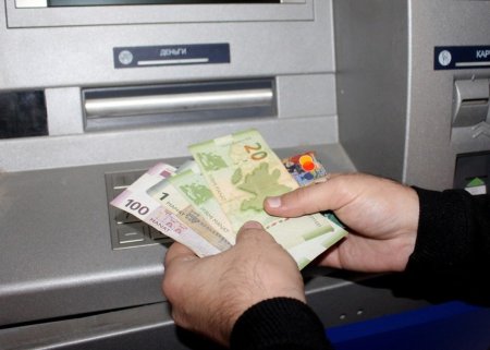 Azərbaycanda pensiyaçıların sayı niyə azalıb?