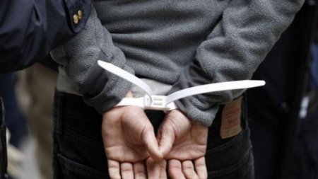 Beynəlxalq axtarışa verilən şəxs Azərbaycana ekstradisiya edildi