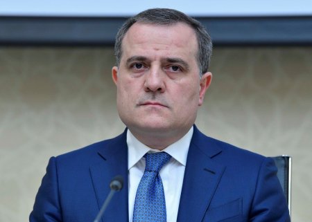 Ceyhun Bayramov Macarıstana getdi