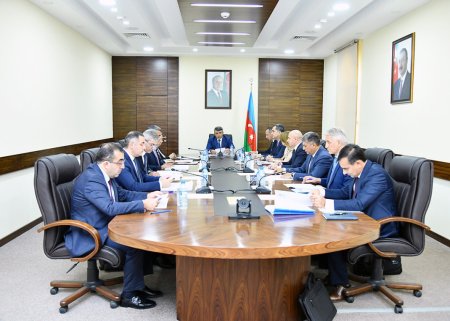 Hakimliyə imtahan mərhələlərinin sayı azaldıldı