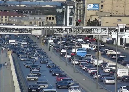 Bakının bu yollarında tıxac var - SİYAHI