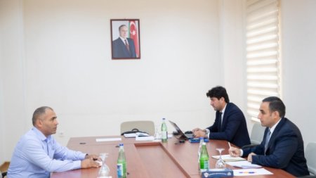 Nazir müavini Bərdədə vətəndaşları qəbul edib