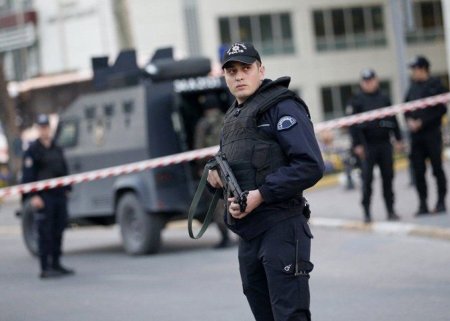 Türkiyədə İŞİD-ə qarşı antiterror əməliyyatı keçirildi