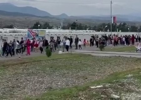 Ermənilər Qarabağdan belə qaçır