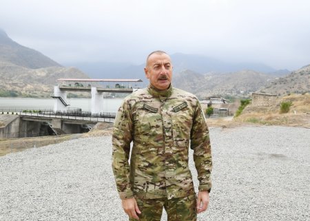 Prezident Qarabağda yaşayan şəxslərdən DANIŞDI