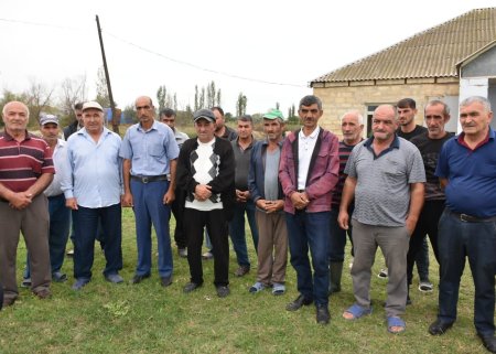 "Açıq mikrofon” həftəlik işinə Xaçmazdan başladı