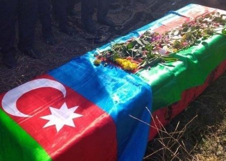 Şəhidlərimizin 11-nin 18, 39-nun isə 19 yaşı var