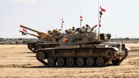 Misir Rəfah keçid məntəqəsinə tanklar yerləşdirib