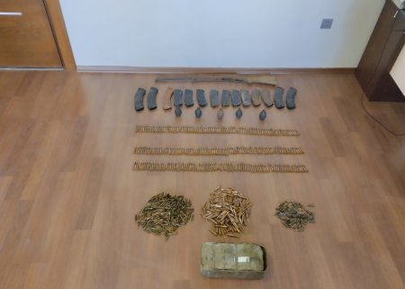 Naftalanda vətəndaş silah-sursatı könüllü polisə təqdim etdi