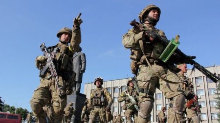 Ukrayna 120 minlik ordusunu Belarus istiqamətində cəmləşdirib