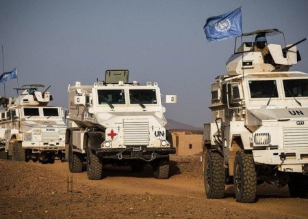 Sülhməramlıların zirehli maşını minaya düşdü - 8 yaralı
